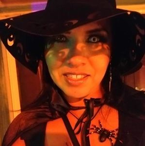 Meet your Posher, Fernanda